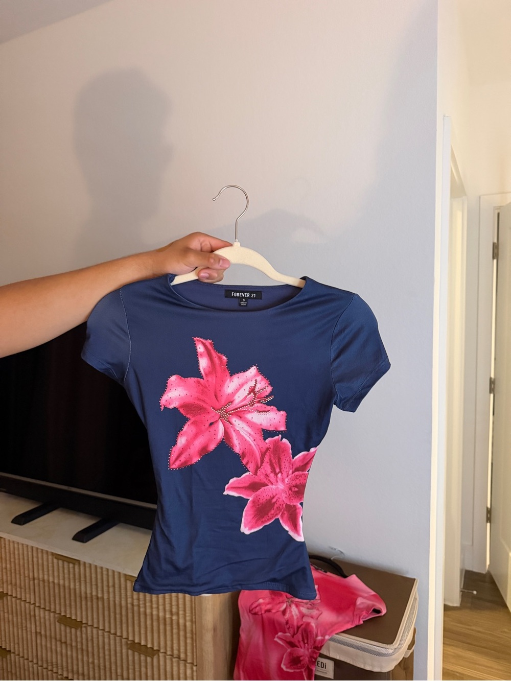 Y2K Navy Blue Pink Floral Rhinestone Baby Tee | Forever 21
